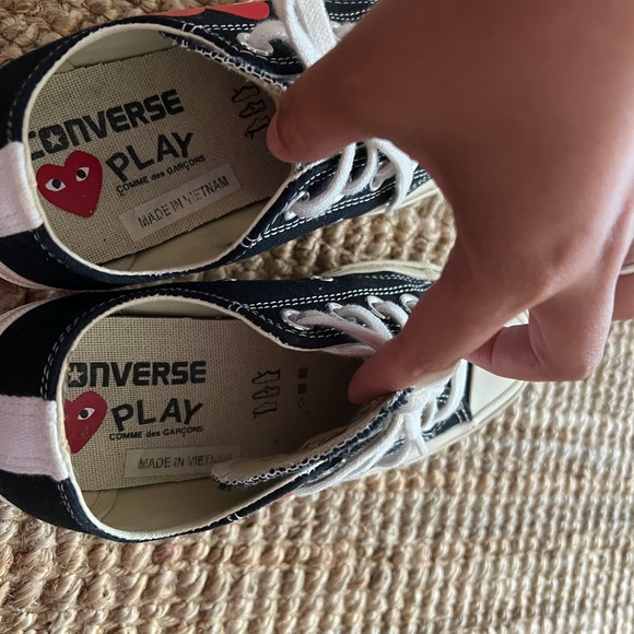 Converse - Picture 2 of 5